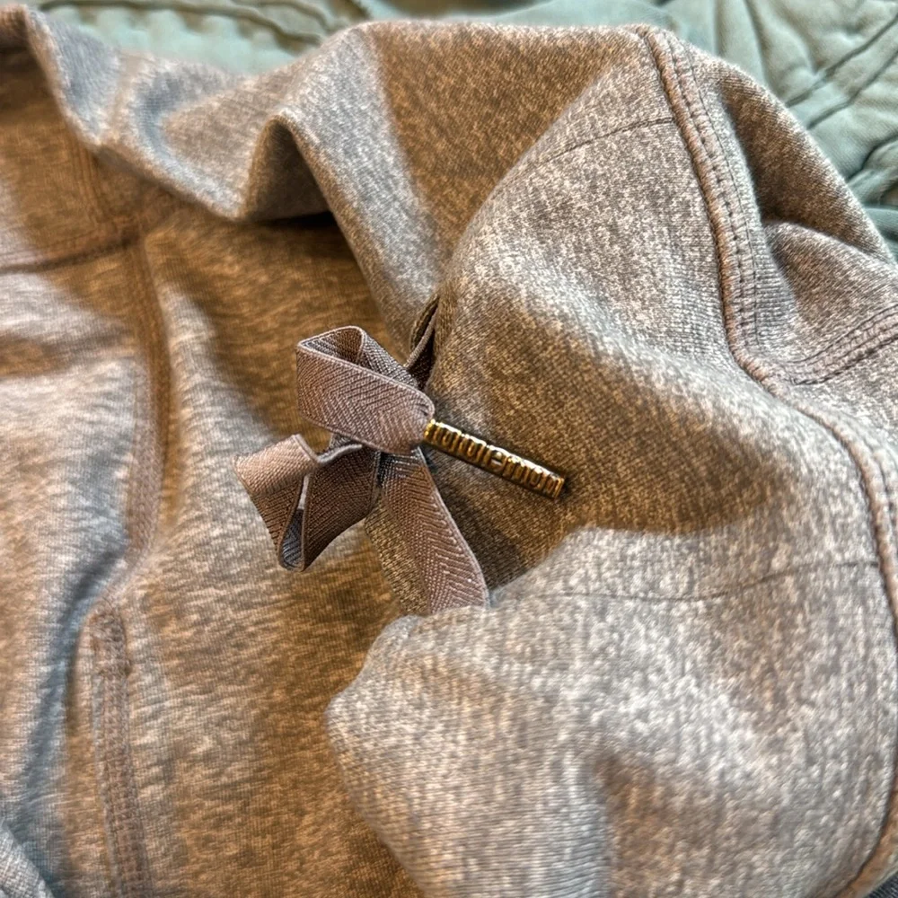 Lululemon Wide-Leg Cropped Pants - Picture 7 of 13